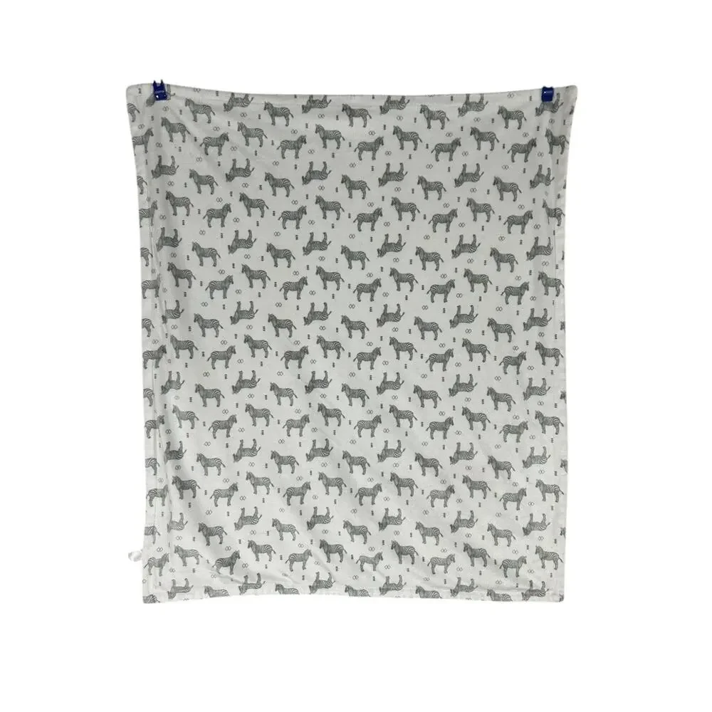 Modern Baby Zebra Arrrows Reversible Baby Blanket Soft Gray White